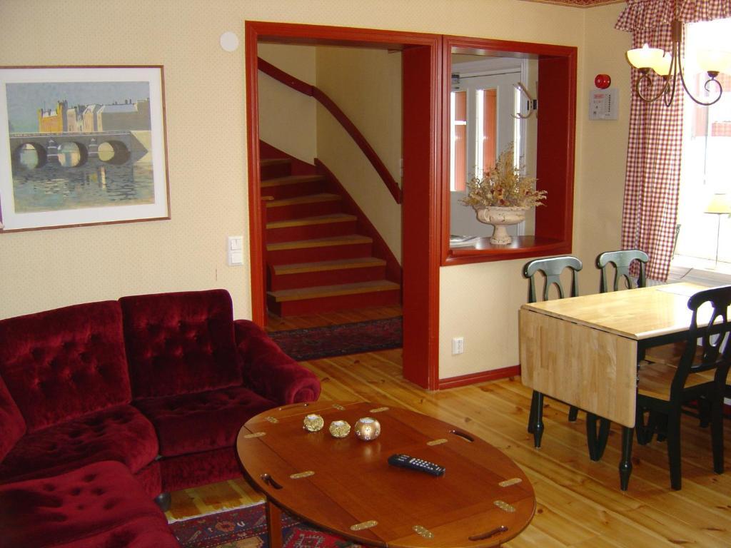 Hotell Mellanfjaerden Jattendal Екстер'єр фото